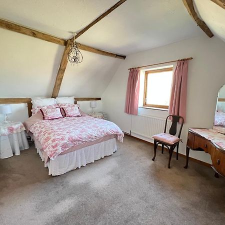 Dairy Cottage Cockley Cley Bagian luar foto