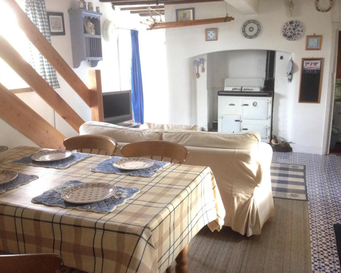 Dairy Cottage Cockley Cley Bagian luar foto