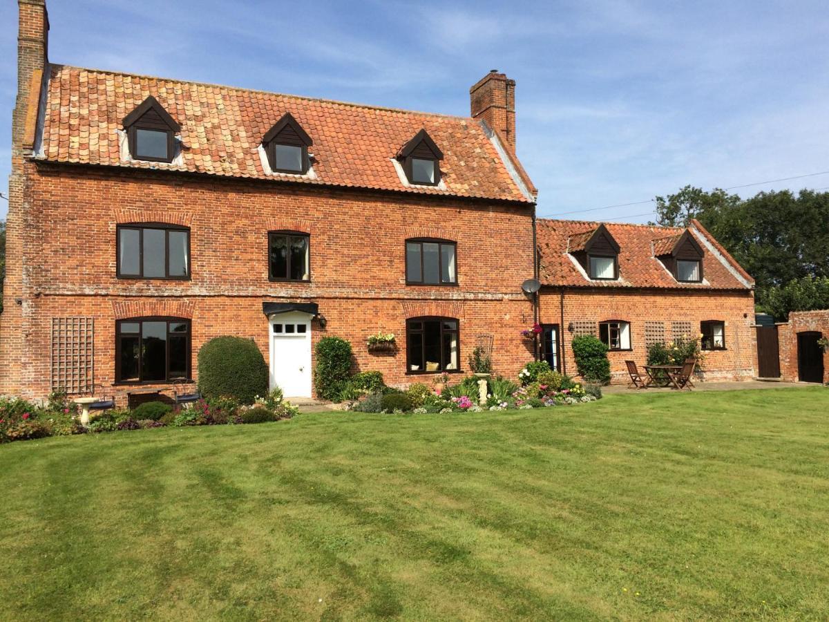 Dairy Cottage Cockley Cley Bagian luar foto